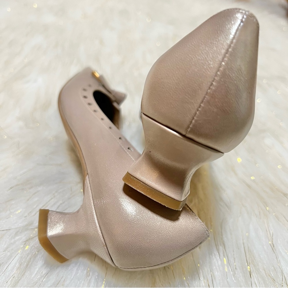 STUART WEITZMAN Women Vintage Metallic Bow Accent Kitten heels Shoes Size 6.5N - Picture 3 of 8